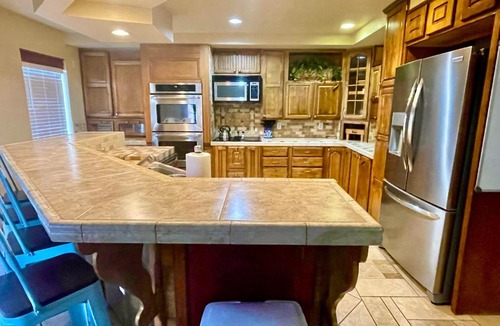 Beaver Shores House | Lake View Twin Homes, Spacious Decks & Kitchens
