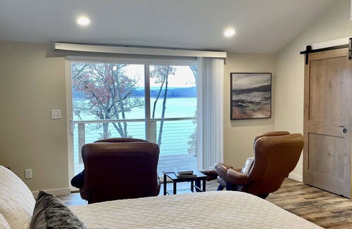Beaver Shores House | Lakefront Luxury! Direct Water Access, Spa, Fire Pit & Boat Launch-Sleeps 17