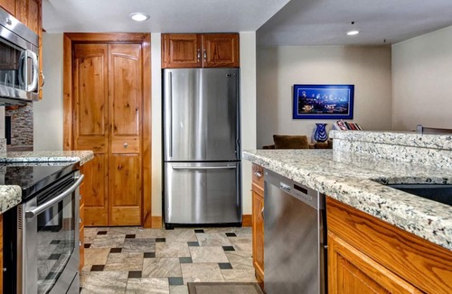 Deer Valley Cabin | Lakeside Getaway Cabin on Family Resort with Pool near Deer Valley and Park City, Utah