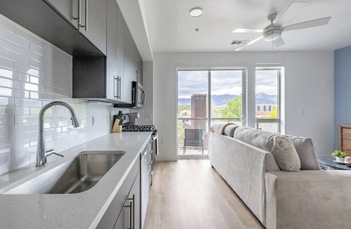 Downtown Salt Lake City Apartment | Landing | Beautiful Studio in Central City