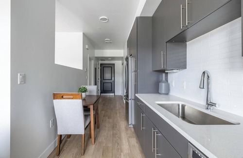 Downtown Salt Lake City Apartment | Landing | Beautiful Studio in Central City