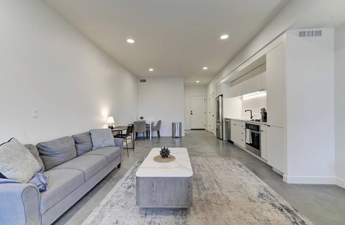 Sugar House Apartment | Landing | Modern Studio, Game Room, Gym
