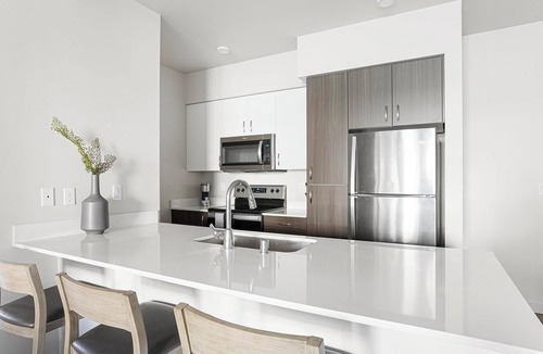 Smokey Point Apartment | Landing | Spectacular 2BD, Gym, Clubhouse