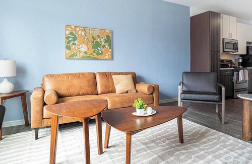 Fairvilla Apartment | Landing | Stylish 2BD, Clubhouse, Gym