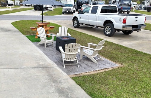 Oak RV Rental | LARGE PREMIUM Pull-Thru RV Campsite #43-Bring Your RV & Boat! NEAR BEACHES 🌊🏖️🩱!