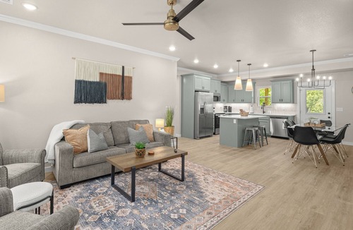 Bella Vista House | Luxe 3BR/2BA Home Directly on Flo Ride & Back 40! Bike Repair & Wash Station!