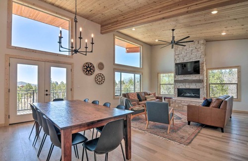 Long Valley Junction Cabin | Luxe Cabin Near Bryce and Zion With Beautiful View