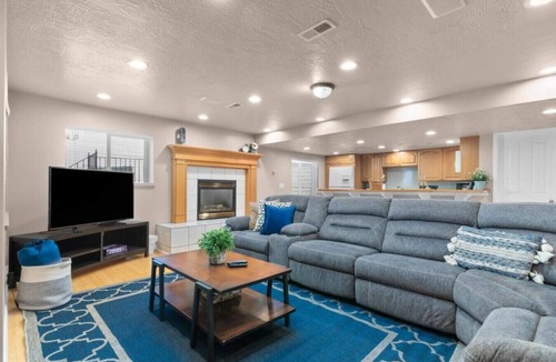 Draper House | Luxe Draper Retreat w/Pool, Sauna & Theater!