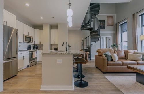 Rolling Mill Hill Condo | Luxurious Downtown Penthouse-2 bed 3 bath plus loft- City View 402
