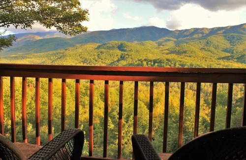 Gatlinburg House | Luxury cabin, best views of Smokies! Chef's kitchen, seasonal pool, hot tub more