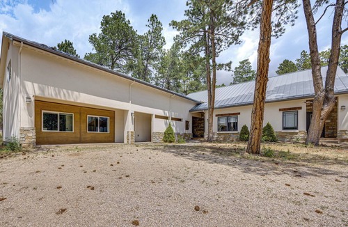 Colorado Springs House | Luxury Forest Retreat: Movie Room, Games, Hot Tub
