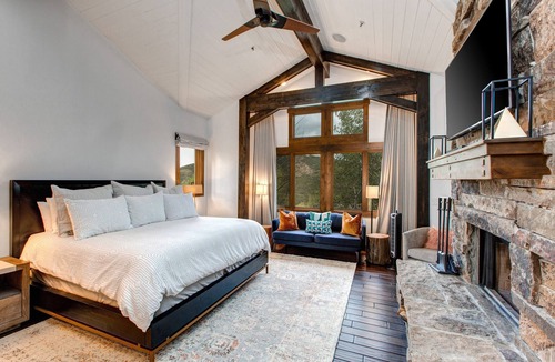 Deer Valley House | Luxury Home with Gourmet Kitchen, Hot Tub & Mountain Design! Deer Valley Maconnerie 5