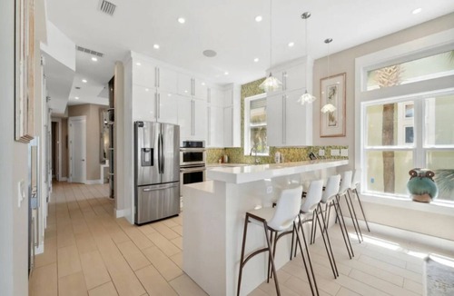 Hollywood Beach House | Luxury Oceanfront Beach House, 7 Bed/6.5 bath. 4800 Sq Feet sleeps 20! Amazing!