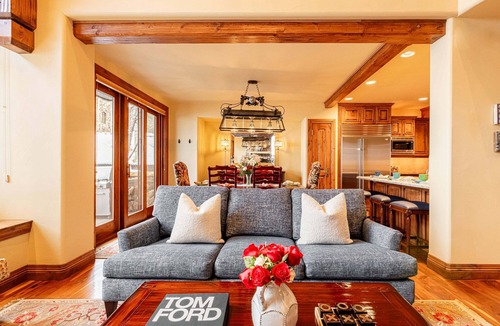 Empire Pass House | Luxury Ski-In/Ski-Out Empire Pass Retreat | Private Hot Tub | Sleeps 12