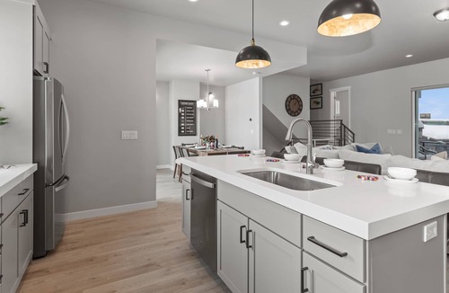 Deer Mountain House | Luxury Townhome in Great Location, Hot Tub +Patio, Gourmet Kitchen, Almost Heaven!