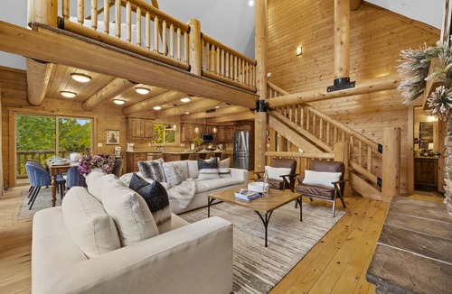 Tollgate Canyon Cabin | Luxury Wood-Log Cabin - Your Park City Mountain Getaway - Sleeps 10+