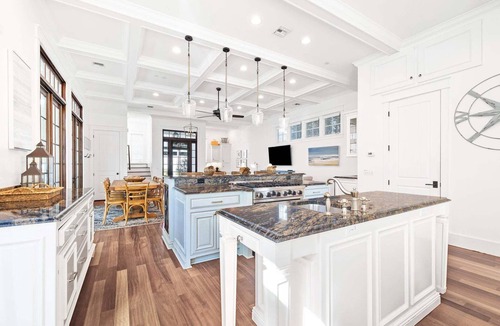 Rosemary Beach Cottage | Madison Cottage, South of 30-A in Rosemary Beach. walk to Beach, Pool and Shoppes.
