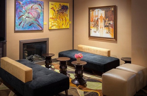 Gwinnett Place Hotel | Making The Best Memories Along The Way! Stay at our stylish unit & relax w/Pool