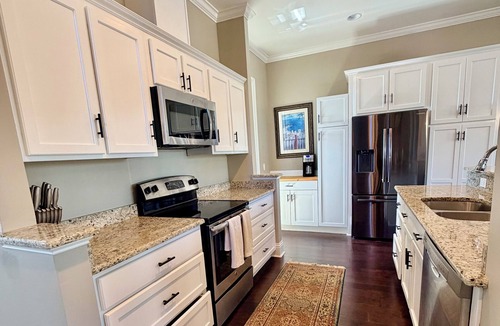 St. Marys House | Marvelous 3-bedroom townhome with Pool, Boat Ramp and River Views