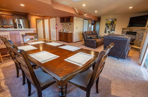 Colorado Springs Condo | Minutes from Everything | Hot Tub | Grill | Views | King Bed
