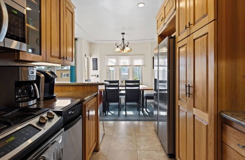 South Mission Beach House | Mission Beach Fun Zone-Family Ready + Walk Everywhere