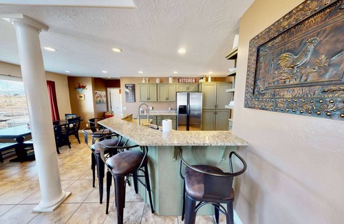 Moab House | Moab Desert Home, 4bed 3bath, sleeps 10, Pet Friendly