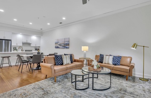 Old West Broad Neighborhood House | Modern 2BDR ADA in Walkable Historic District | The Juliette #102 by AvantStay