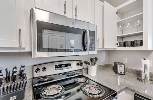 Clearfield Apartment | Modern 2BR Apt with Unique Bunk Beds, Pool, and Fitness Center, Close to Hill AFB