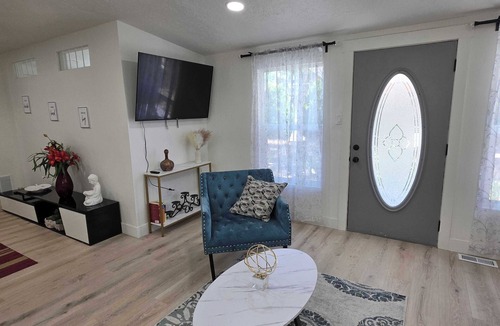 Sandy Apartment | Modern 2BR Duplex Near Alta Ski & Salt Lake City