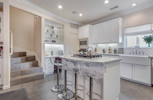 Bankers Hill House | Modern 4BR/4B With Views of Harbor and Downtown