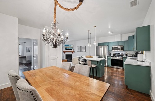 Bear Hollow Village Condo | Modern Bear Hollow Condo w/Hot Tub Access Prime Park City Location