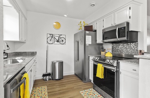 Bentonville House | Modern, big, & bright. Bike, dog, and work friendly. Lots of amenities for kids!