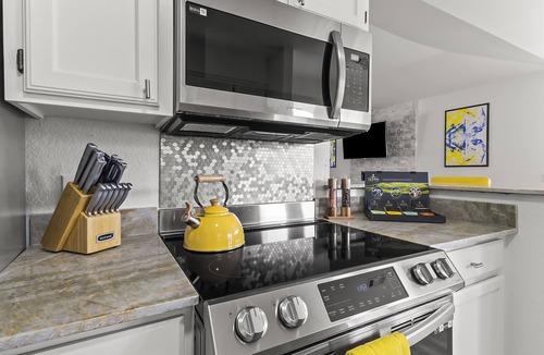 Bentonville House | Modern, big, & bright. Bike, dog, and work friendly. Lots of amenities for kids!