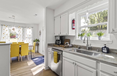 Bentonville House | Modern, big, & bright. Bike, dog, and work friendly. Lots of amenities for kids!