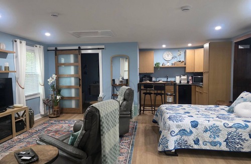 Saint Simons Island House | Modern Guesthouse Near Beaches & FLETC