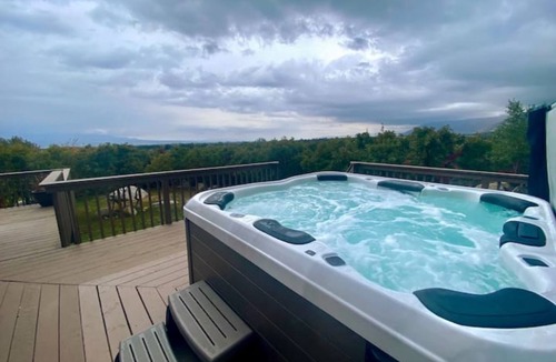 Sandy House | Modern home near world-class skiing