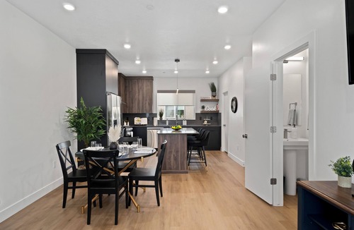 Capitol Hill House | Modern Townhome near Downtown - Skyline View