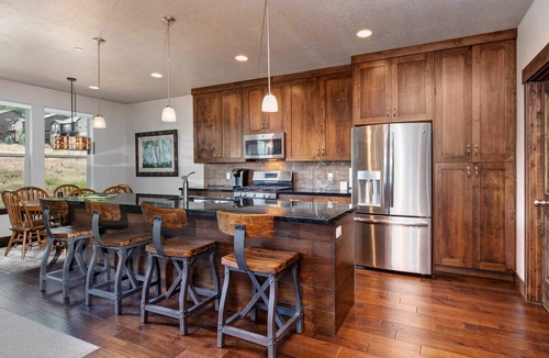 Park City House | Moose Mgmt at Retreat 13548 Balcony w/Grill-Free Bus Route-Private HotTub-Views