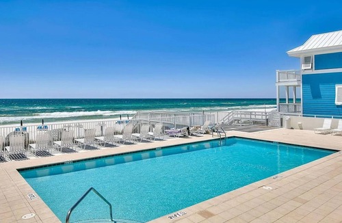 Sunnyside House | Morning Light in Carillon - Gulf Retreat + Beach Service
