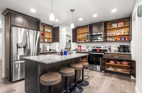 Spanish Fork Apartment | Mountain-Framed Haven: Quiet Valley Retreat