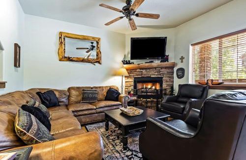 Bear Hollow Village House | Mountain home with pool private hot tub fireplace & fitness center