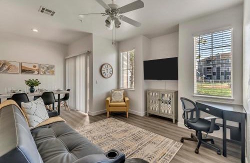 Clearfield Apartment | Mountain View by Cloud Dream Homes