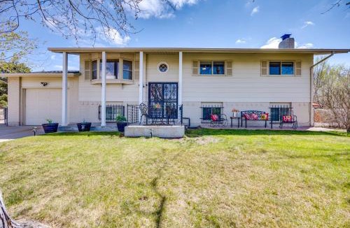 Security-Widefield Apartment | Mountain-View Home Near Cave of the Winds!