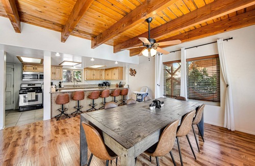 Big Bear City Ski Chalet | Mt Doble Dream Home ~ Spacious home with fenced yard, hot tub, firepit, grill, game room