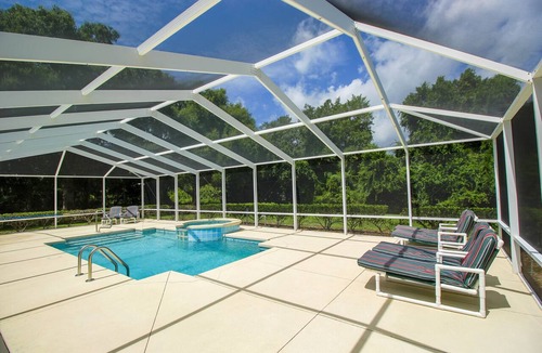 Inverness House | Nature Coast Pool Home – Trail, Springs & Golf Nearby