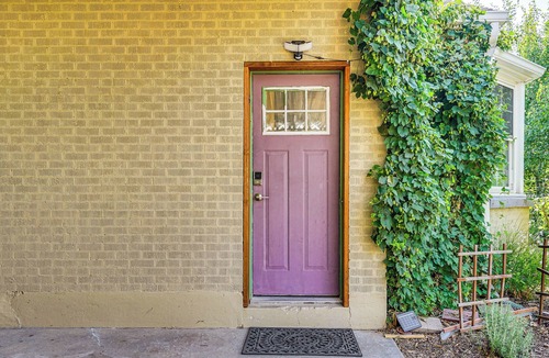Canyon Rim Apartment | Near Hiking, Dining & Parks! Sunny SLC Retreat