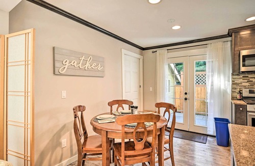 Kirkland House | Near I-405 & 1 Mi to Dtwn! Kirkland Family Home