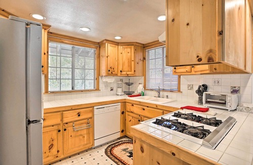 Big Bear City Cottage | Near Skiing: 'The Knotty Pine Cottage' in Big Bear