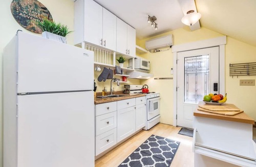 Lower Avenues House | NEW - Downtown Private Loft w/Deck & Work Space