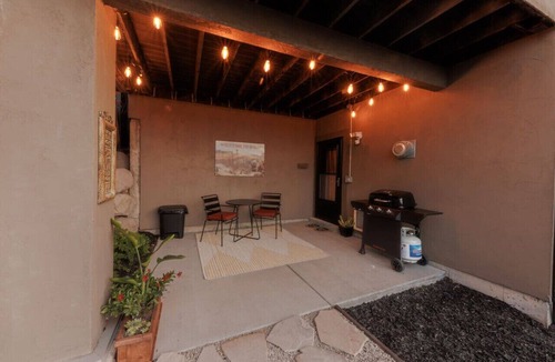 Draper Condo | New! Paragliding Paradise | Hot Tub | Grill | View